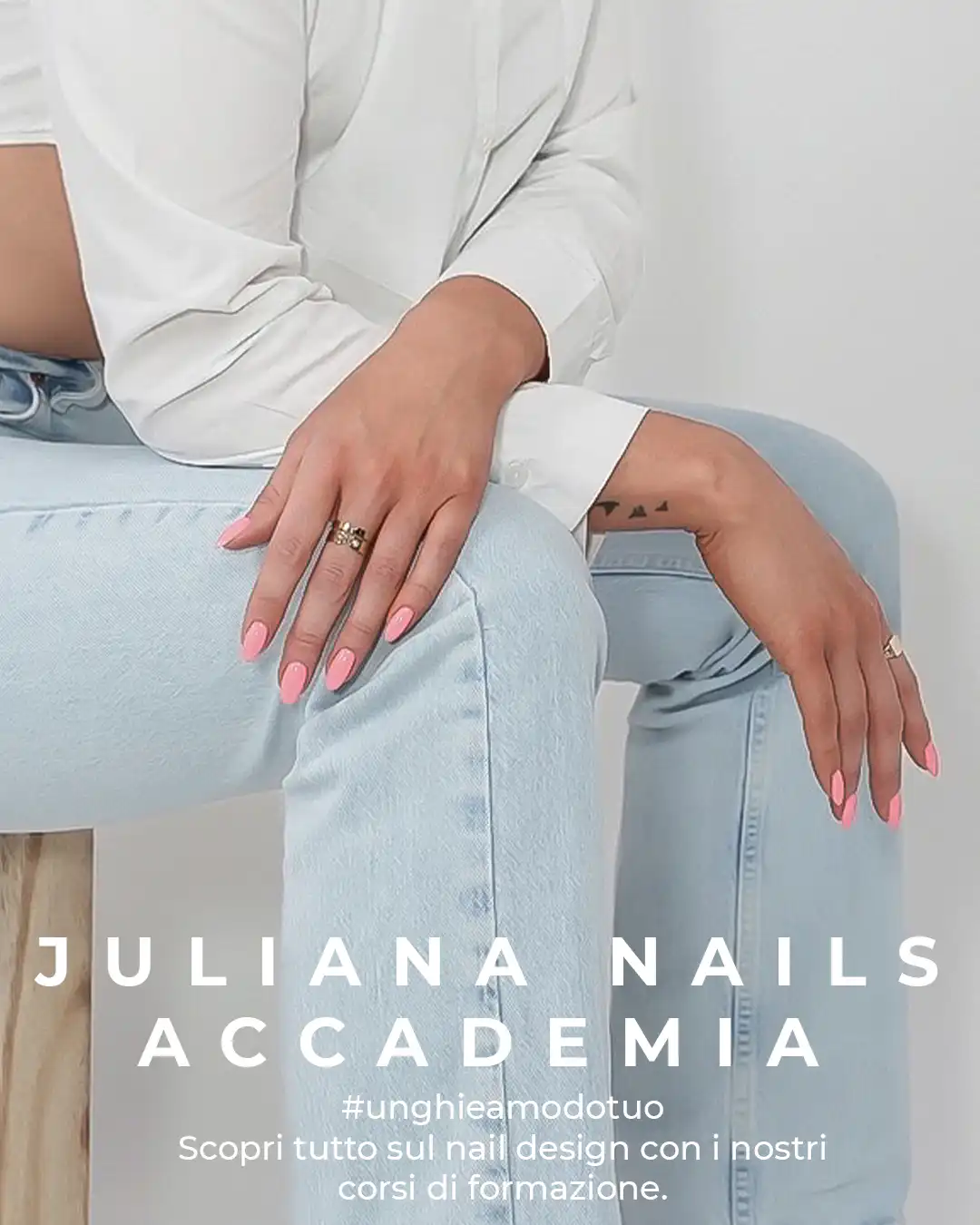 Juliana Nails Accademia - Corso Professionale di Ricostruzione Unghie a La Spezia